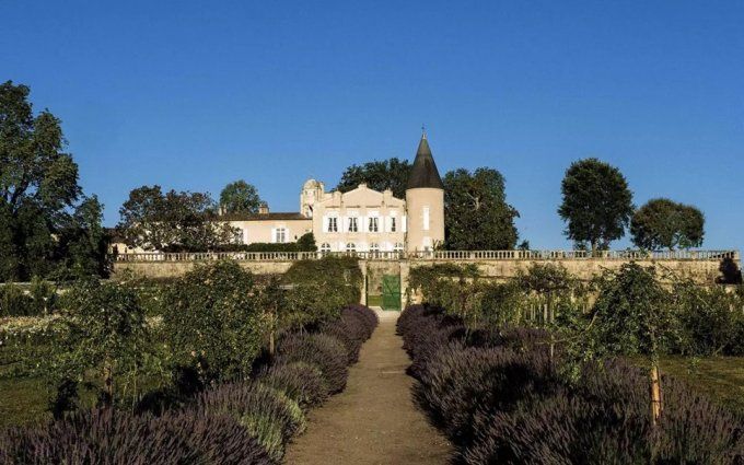 Château Lafite Rothschild, Premier Cru Classé AOC Pauillac - le château vu du parc