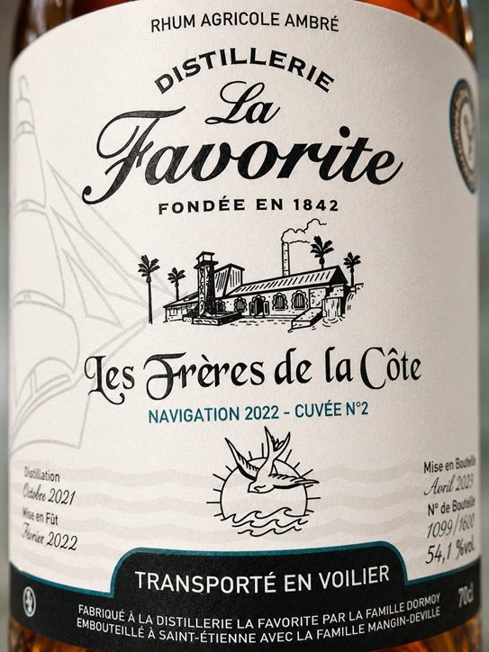 LA FAVORITE (Frères de la Côte) Navigation 2022 (finish Pineau) – Rhum agricole – Martinique – 70 cl