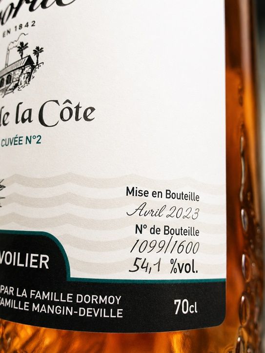 LA FAVORITE (Frères de la Côte) Navigation 2022 (finish Pineau) – Rhum agricole – Martinique – 70 cl