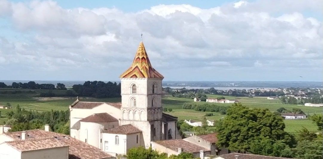 cave la Maison Girondine, village de Cars en Gironde, France